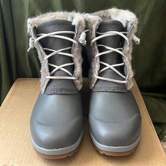 Brand New Sperry Maritime Repel Grey Slip On Rain Duck Boots Faux Fur Suede - Picture 3 of 16
